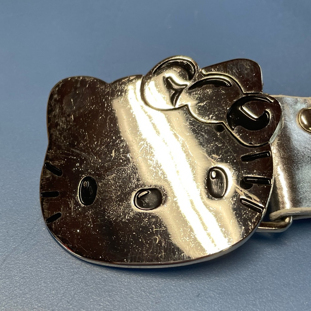 Hello Kitty Buckle - Picture 5 of 5